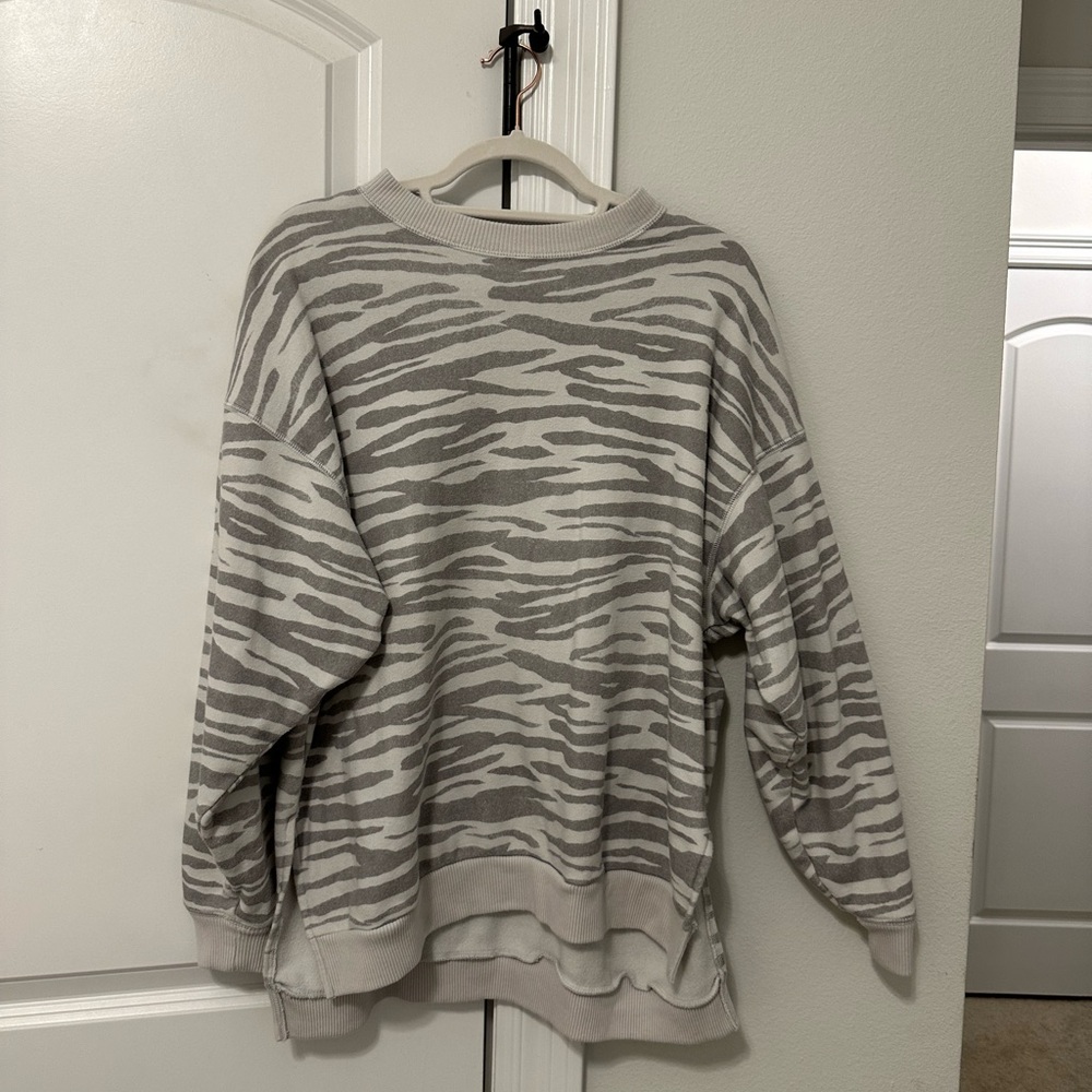 Aerie sweatshirt